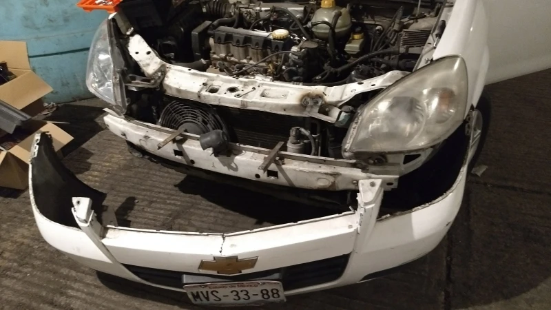 Faro Principal Derecho Con Fondo Cromado Depo Para Chevy C3 - Imagen 11