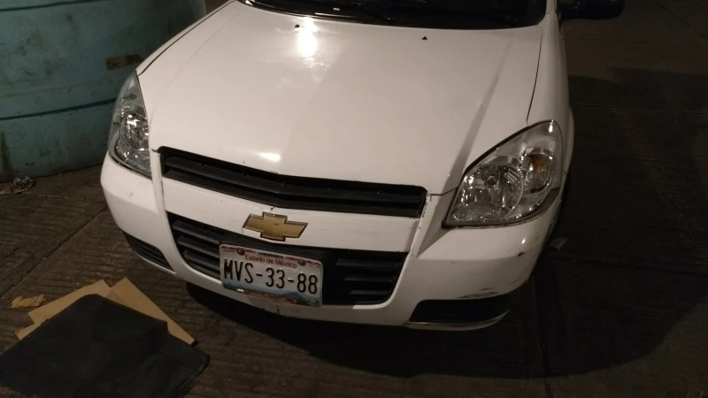 Faro Principal Derecho Con Fondo Cromado Depo Para Chevy C3 - Imagen 12