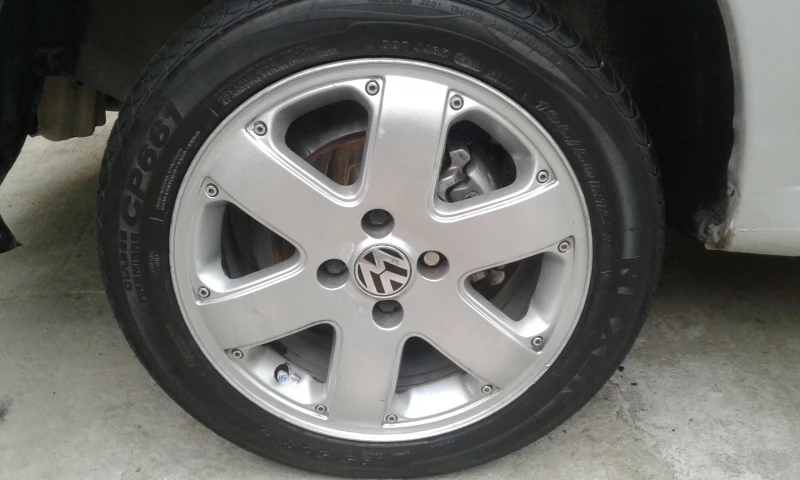 Juego De Tapones De Válvula "VW" Azules Con Seguro Antirrobo - Imagen 12