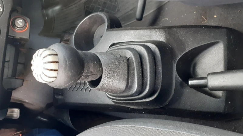 Cubrepolvo Con Perilla De Palanca De Velocidades Con Base Cuadrada Para Pointer G3, G4 - Imagen 13