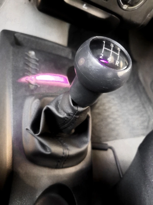 Cubrepolvo Con Perilla De Palanca De Velocidades Con Base Cuadrada Para Pointer G3, G4 - Imagen 12