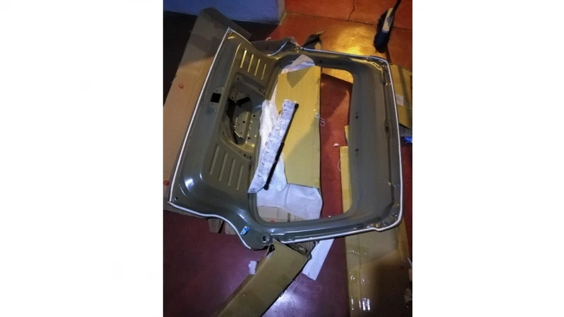 Puerta Trasera Color Gris Isaka Para Pointer City G4 - Imagen 2