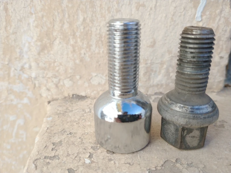 Juego De 4 Birlos De Seguridad De Ruedas Con Llave Tunix - Imagen 9