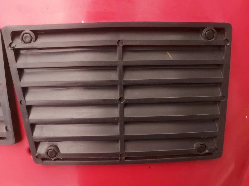 Juego De Rejillas De Tapa De Motor Color Negro Para VW Sedan 1600, 1600i - Imagen 13