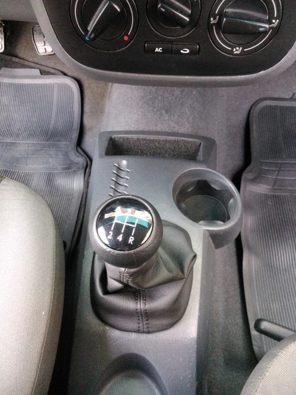 Cubrepolvo Con Perilla De Palanca De Velocidades Con Base Cuadrada Para Pointer G3, G4 - Imagen 15