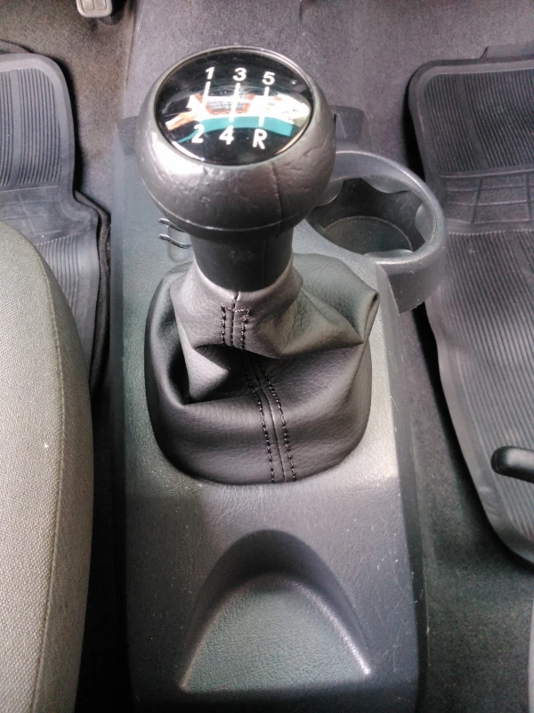 Cubrepolvo Con Perilla De Palanca De Velocidades Con Base Cuadrada Para Pointer G3, G4 - Imagen 17