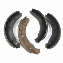 Juego De 4 Balatas Reconstruidas De Tambor Delantero Para VW Sedán 1600, Brasilia