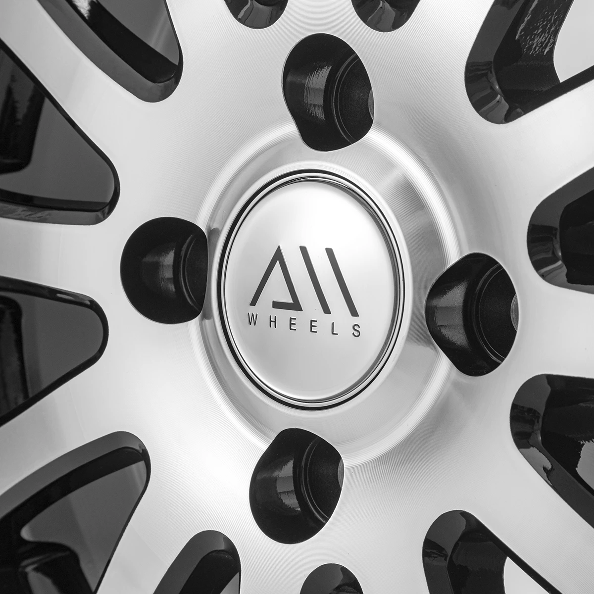 Juego De 4 Rines De 14" Color Plata Con Aro Interior Negro Auto Magic - Imagen 6