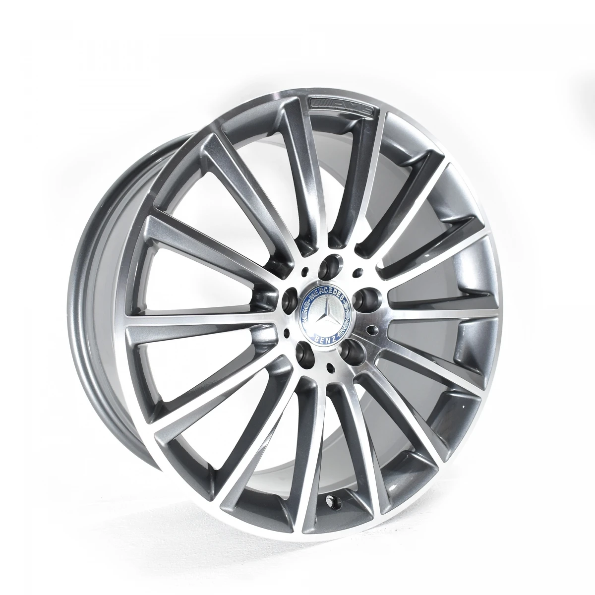 Juego De 4 Rines De 20" Con Logo De Mercedes Benz Color Gris Oxford Auto Magic - Imagen 3
