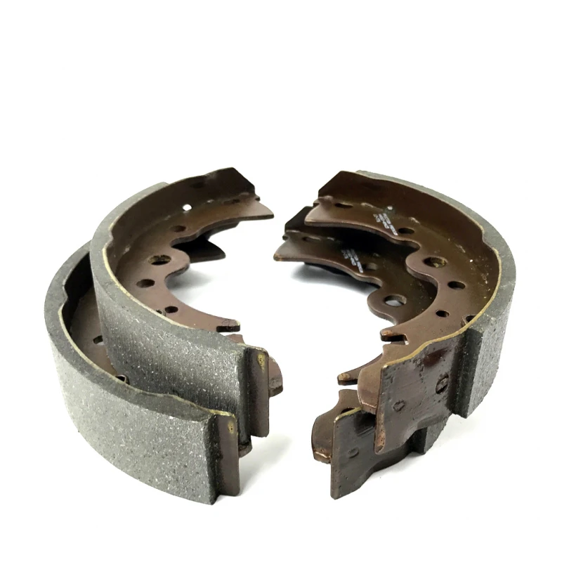 Juego De Balatas Traseras De Tambor FP Para Sentra B15