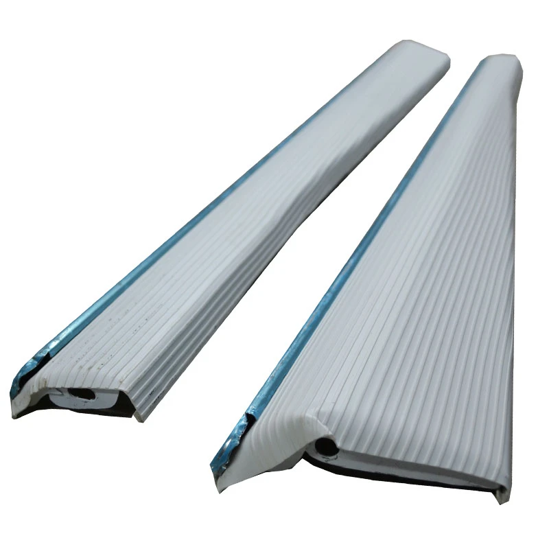 Juego De Estribos Blancos Con Moldura Cromada Ancha Para VW Sedán 1200, 1500 - Imagen 3