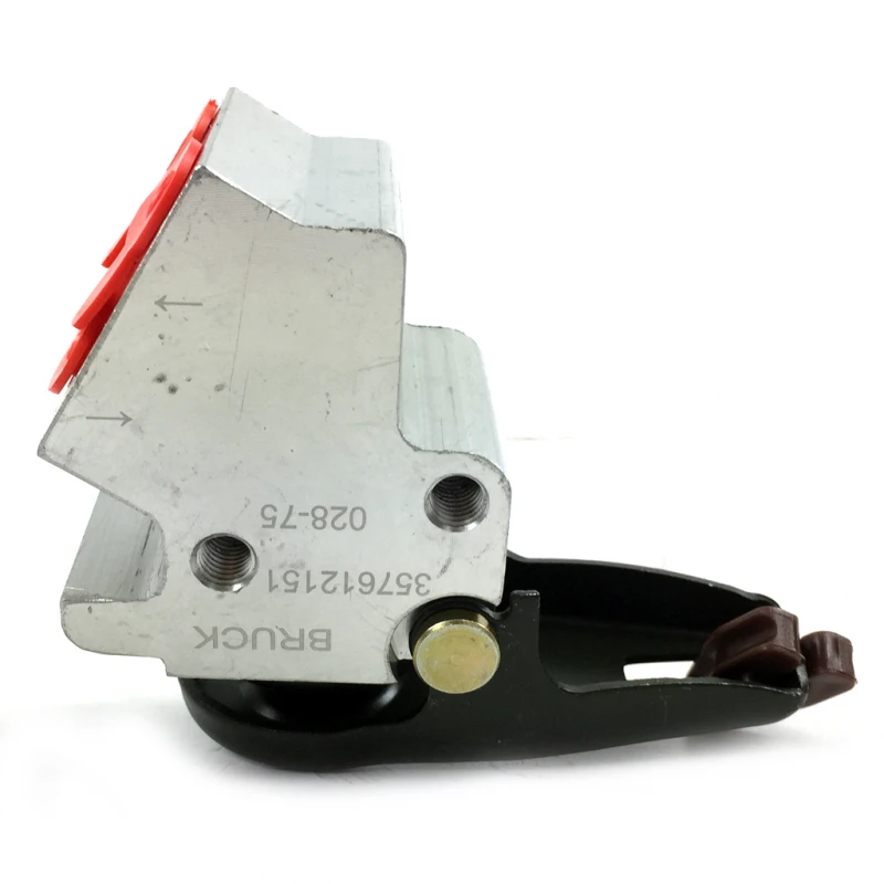 Repartidor Trasero De Liquido De Frenos Bruck Para Jetta A2 1.8, Golf 1.8